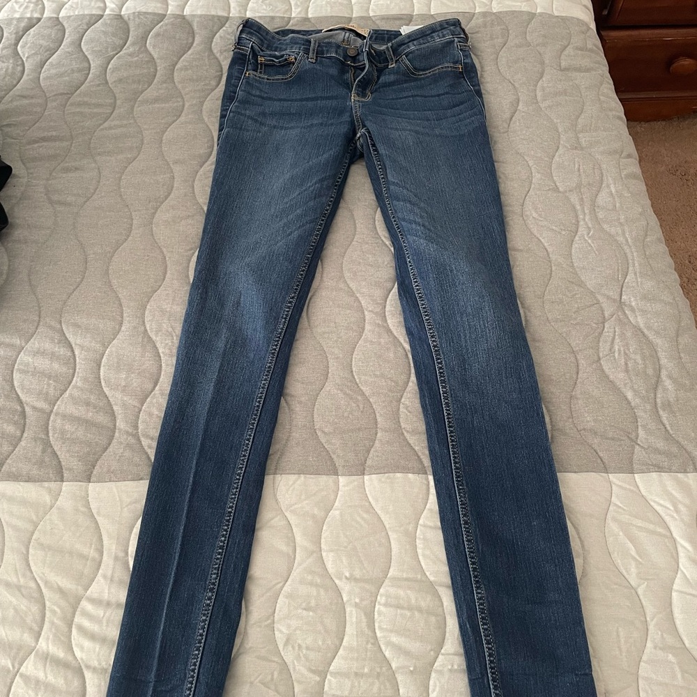 Hollister jeans